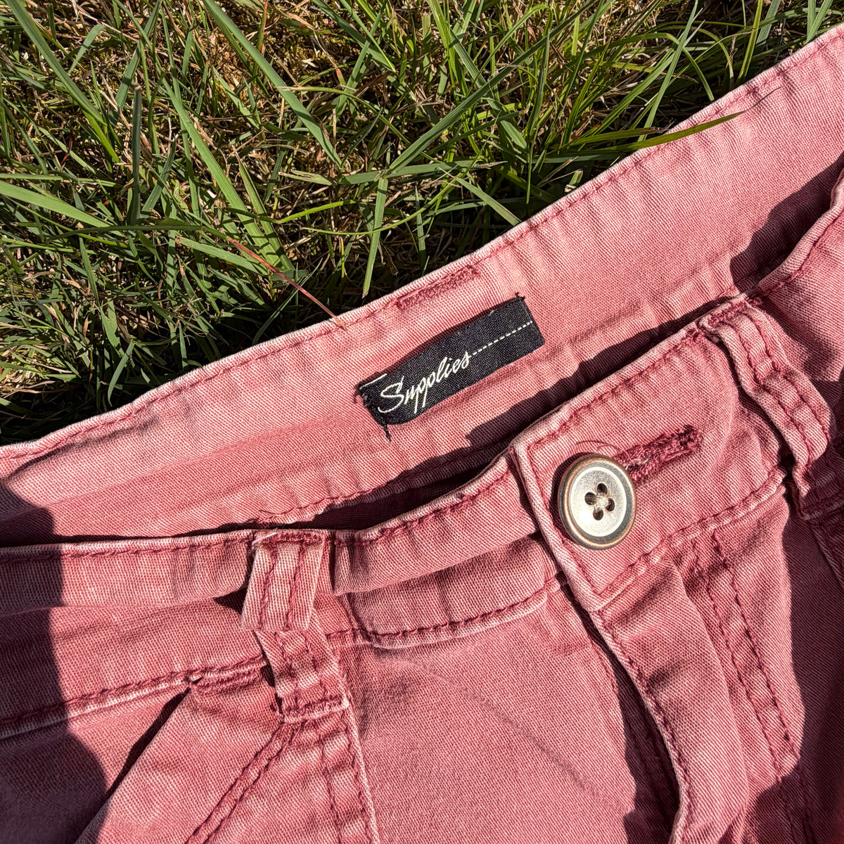 Ornamental Shorts - size 8
