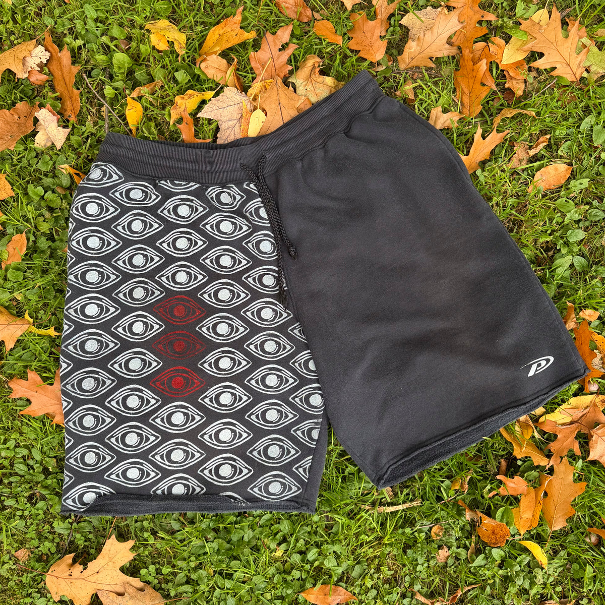 Red Eye Shorts - L